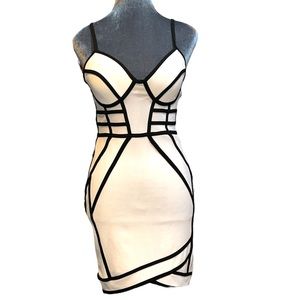 Small Black and White Bodycon stretchy Mini Dress Corset Boning Built In Bra